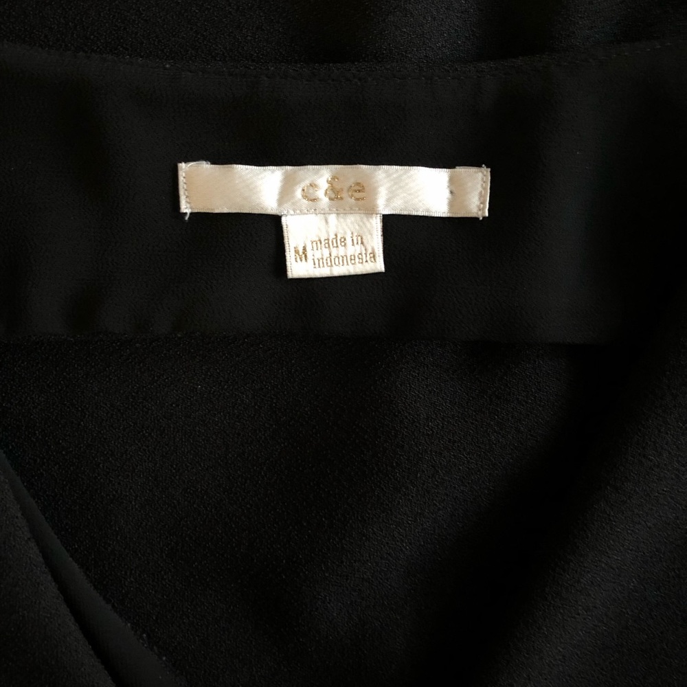 BLACK BLOUSE - Picture 5 of 6